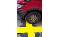 Kabelový most křižovatka s víkem Kabelový most křižovatka s víkem