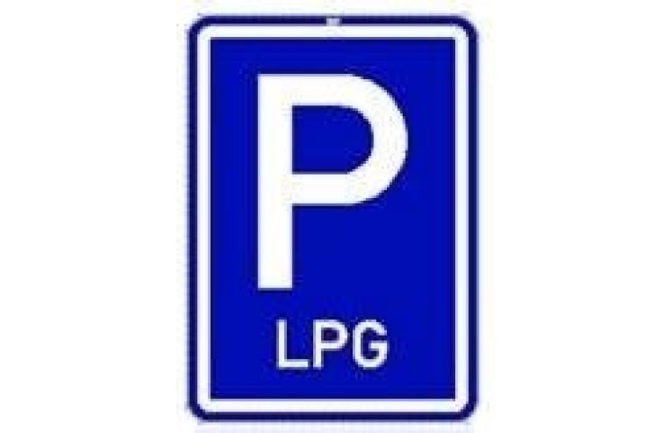 Dopravní značka IP11 - Parkoviště LPG Dopravní značka IP11 - Parkoviště LPG