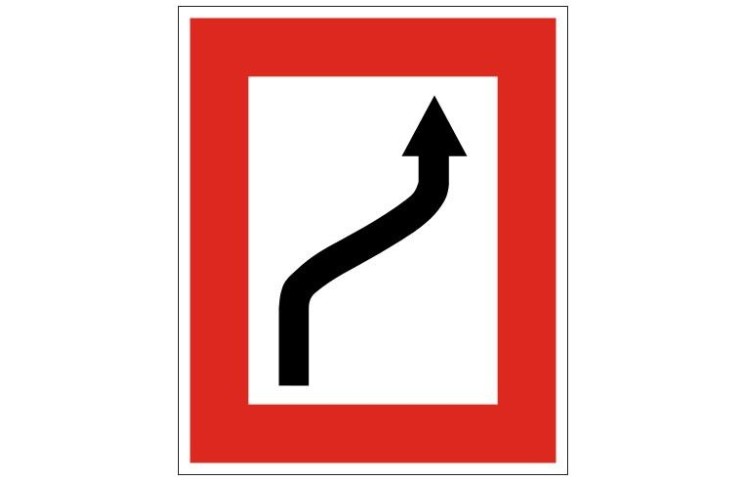 Plavební znak B2b - Příkaz plout ke straně plavební dráhy, která je po pravém boku