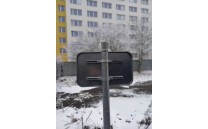 Nástavec pro sloupky na dopravní značky