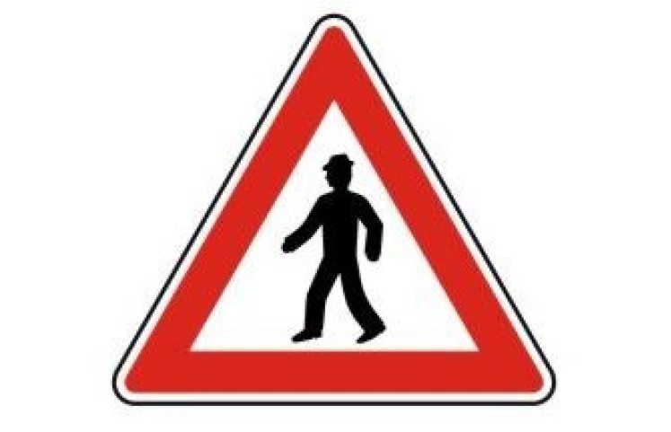 Dopravní značka A12a - Chodec