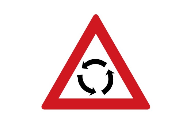 Dopravní značka A4 - Pozor, kruhový objezd