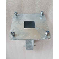 Kotvící patka pro parkovací sloupky