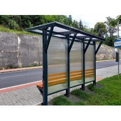 Autobusová zastávka Nagano -Vitrína: Ne, Bočnice: Ne, Komůrkový polykarbonát, 4m